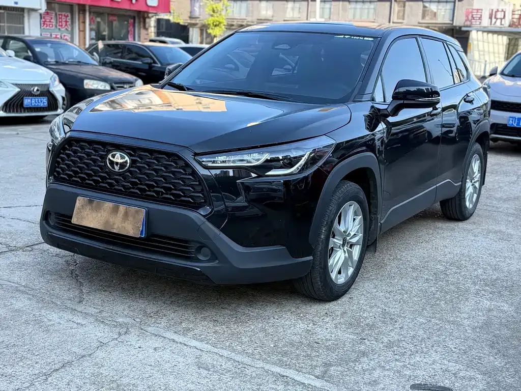 Toyota Corolla Cross — фото 2
