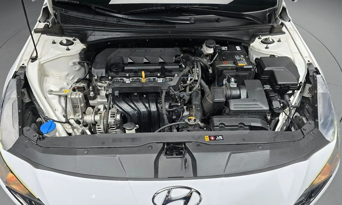 Hyundai AVANTE — фото 8