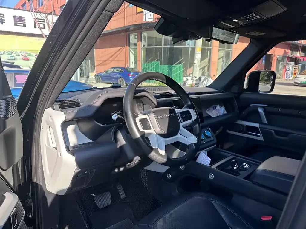 Land Rover Defender — фото 4