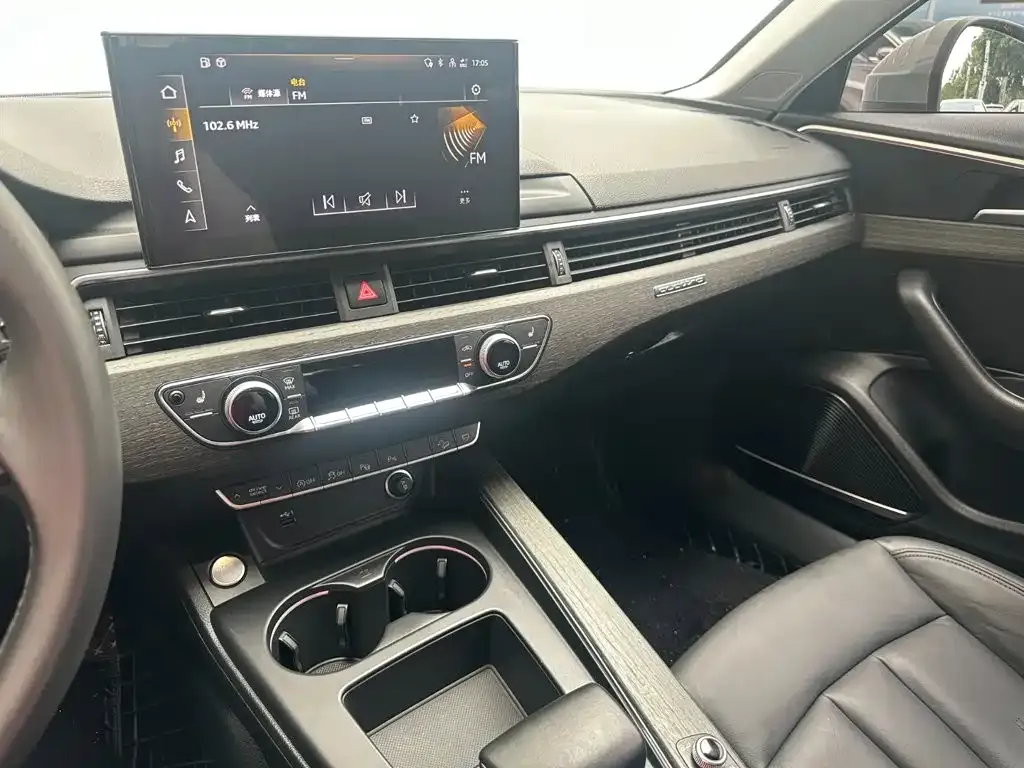 Audi A4 (Import) — фото 3