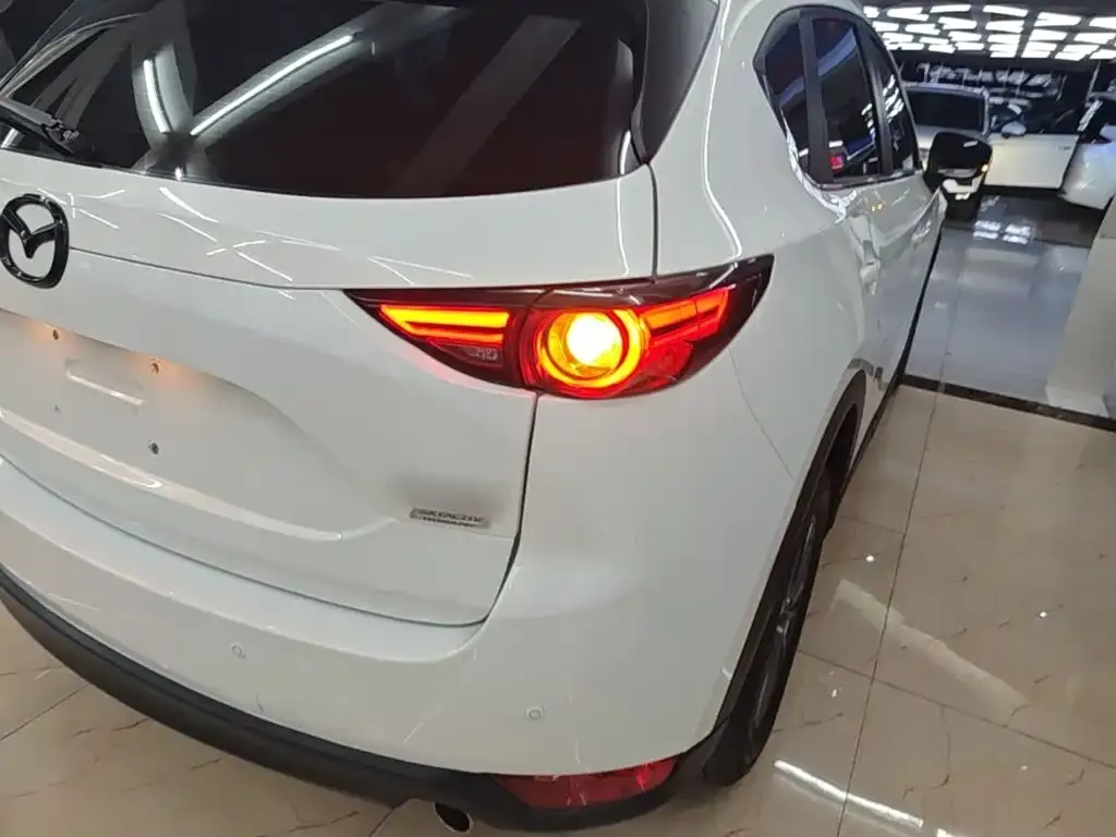 Mazda CX-5 — фото 1