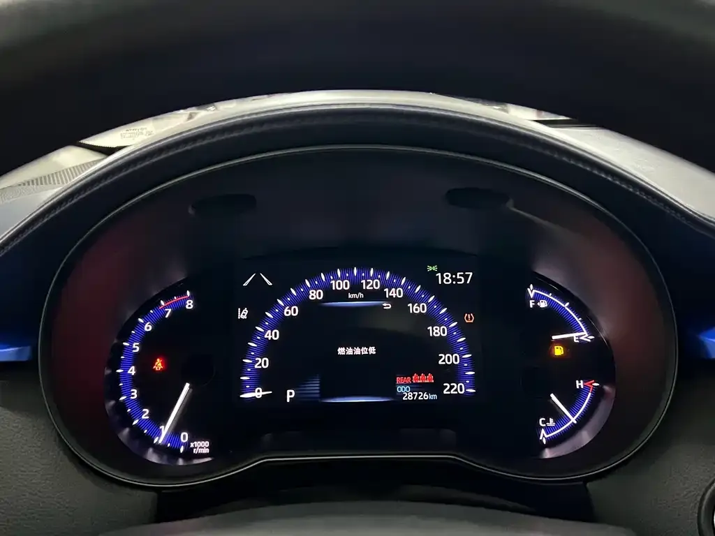 Toyota C-HR — фото 2