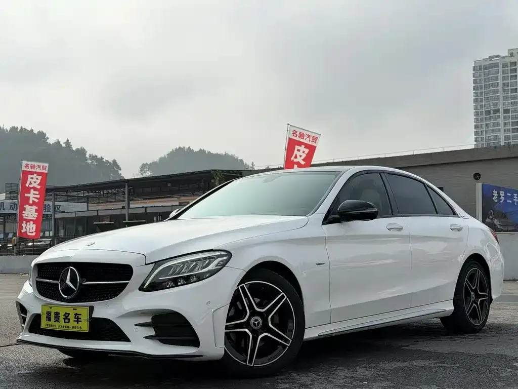 Mercedes-Benz C-Class — фото 1