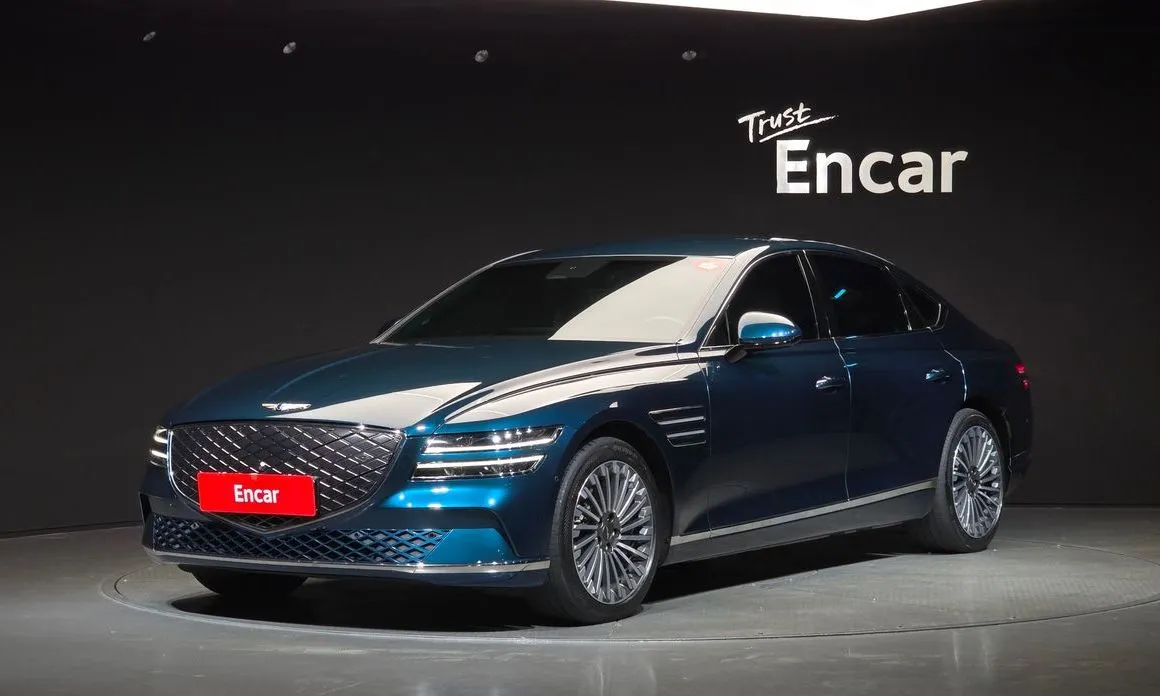Genesis G80 — фото 1