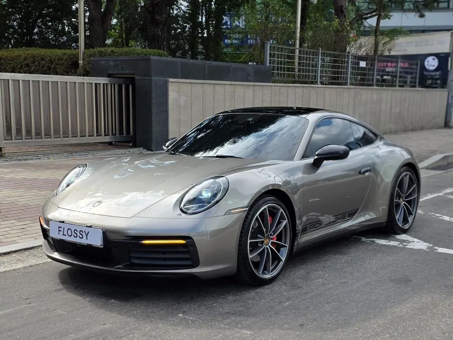Porsche 911 — фото 1