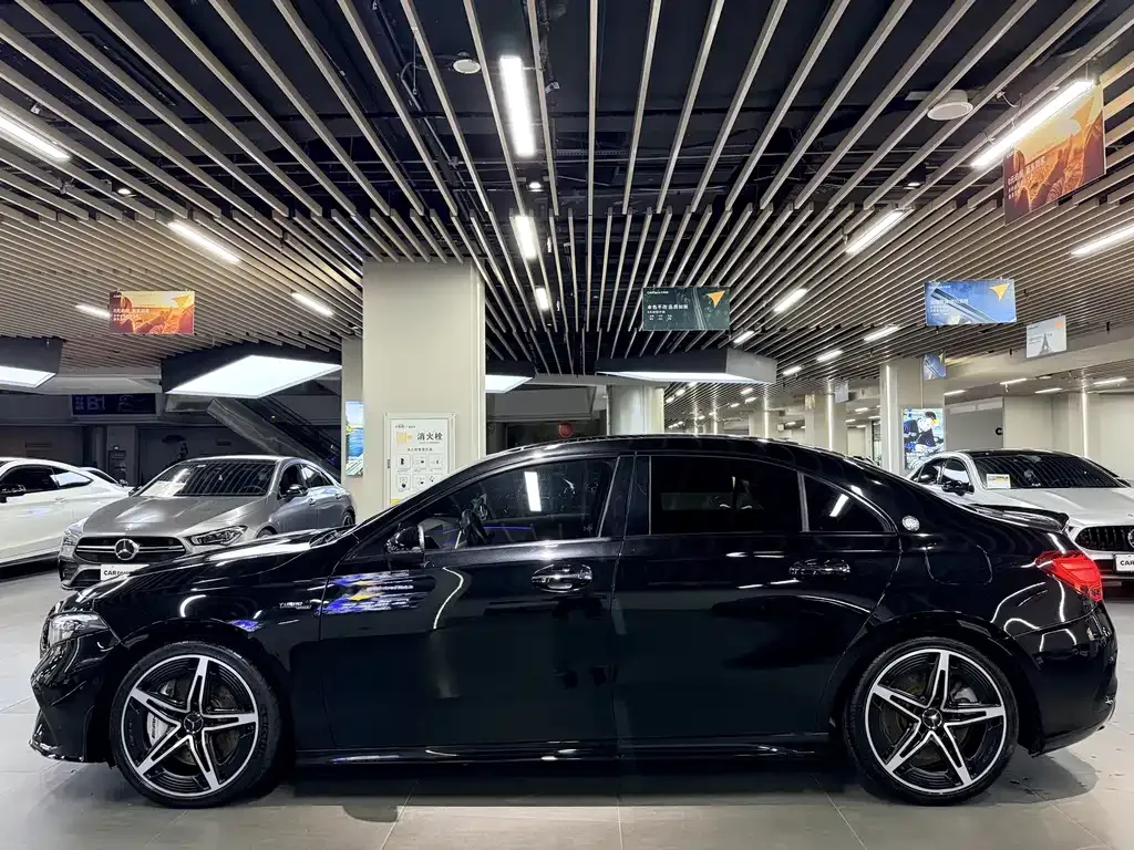 Mercedes-Benz A-Class AMG — фото 10