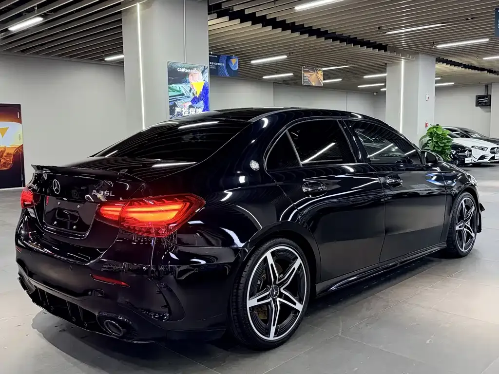Mercedes-Benz A-Class AMG — фото 9