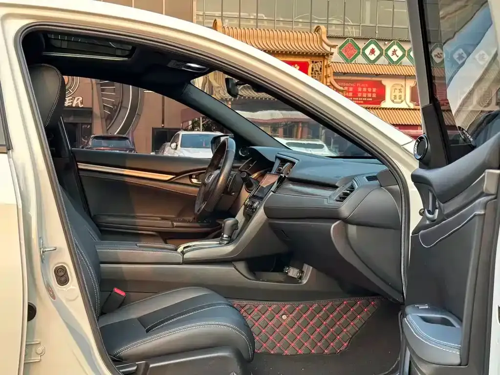 Honda Civic — фото 6