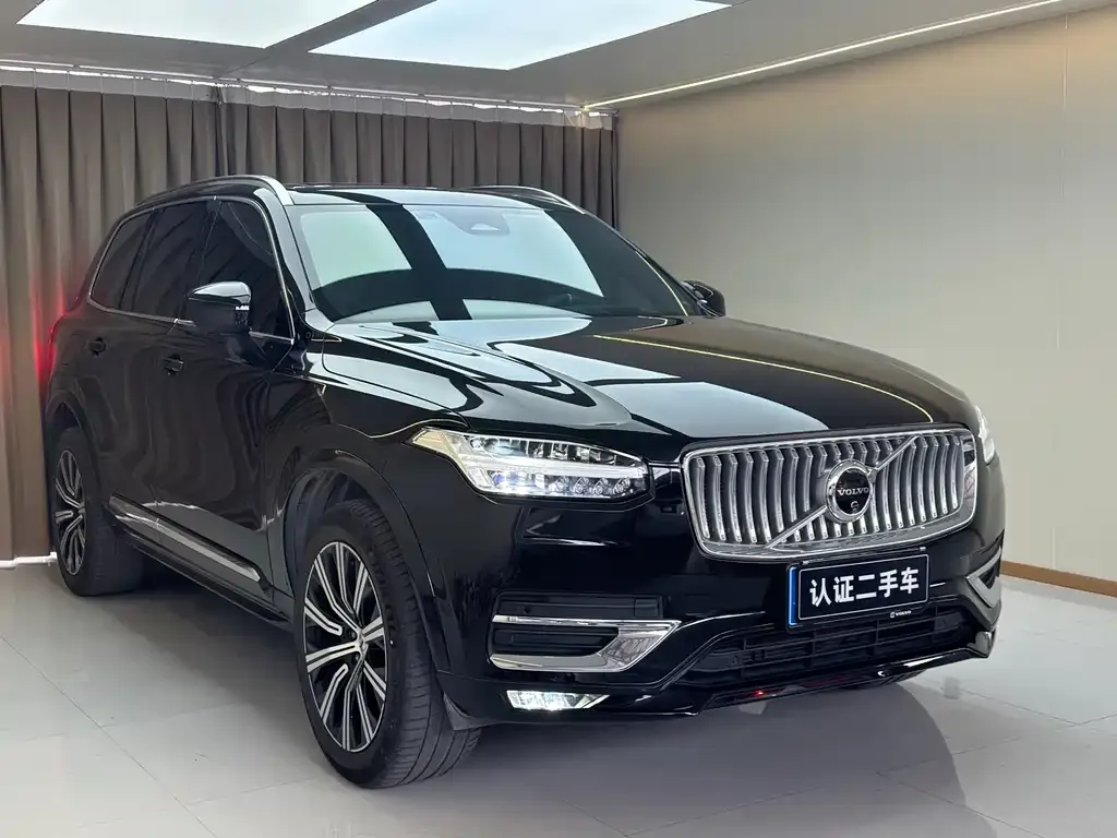 Volvo XC90 — фото 6