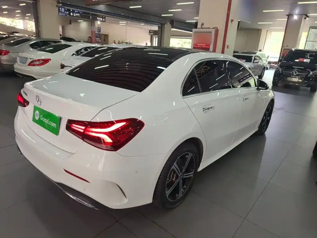 Mercedes-Benz A-Class — фото 9
