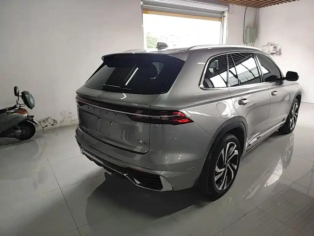 Geely Xingyue L — фото 3