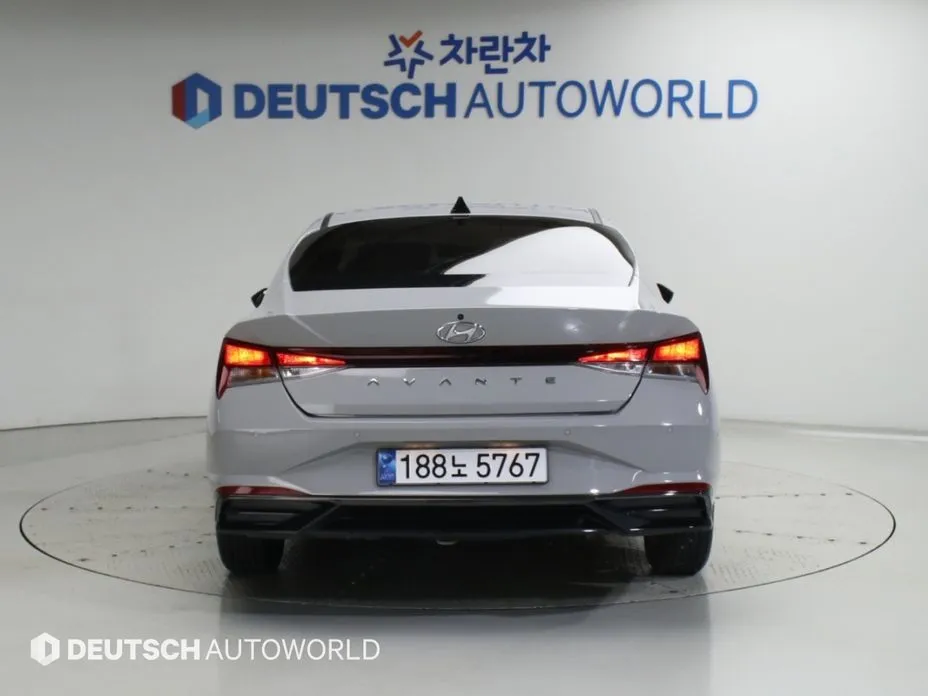 Hyundai AVANTE — фото 3