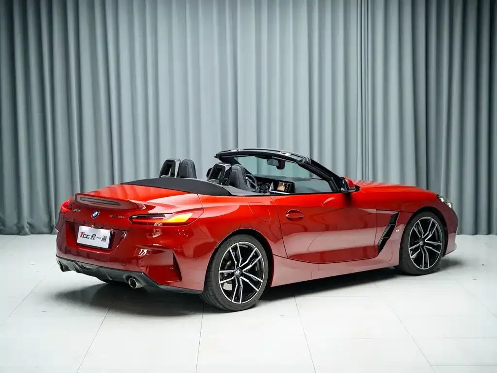 BMW Z4 — фото 9