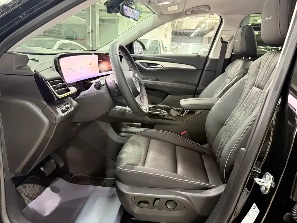 Buick Envision Plus — фото 4