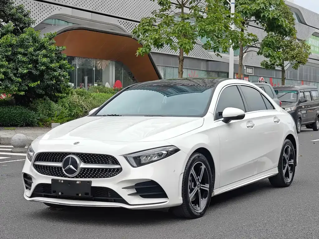 Mercedes-Benz A-Class — фото 1