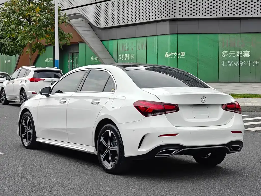 Mercedes-Benz A-Class — фото 8