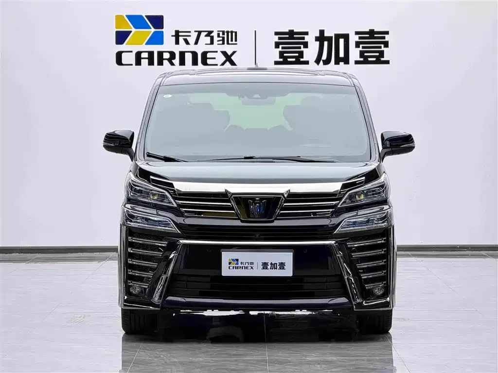 Toyota Vellfire — фото 5