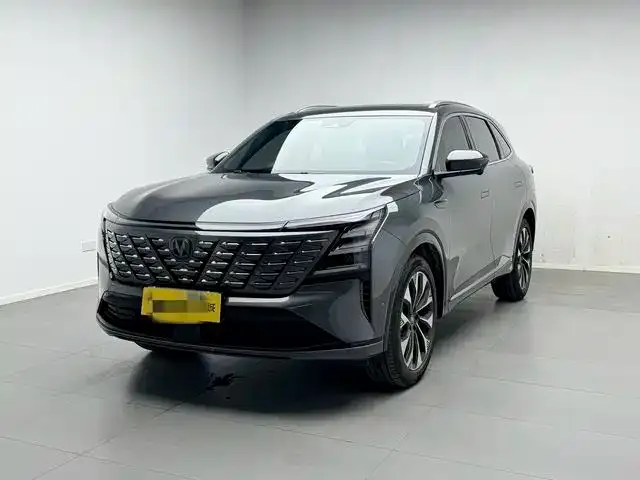 Changan CS75 PLUS — фото 1