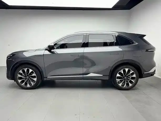 Changan CS75 PLUS — фото 3