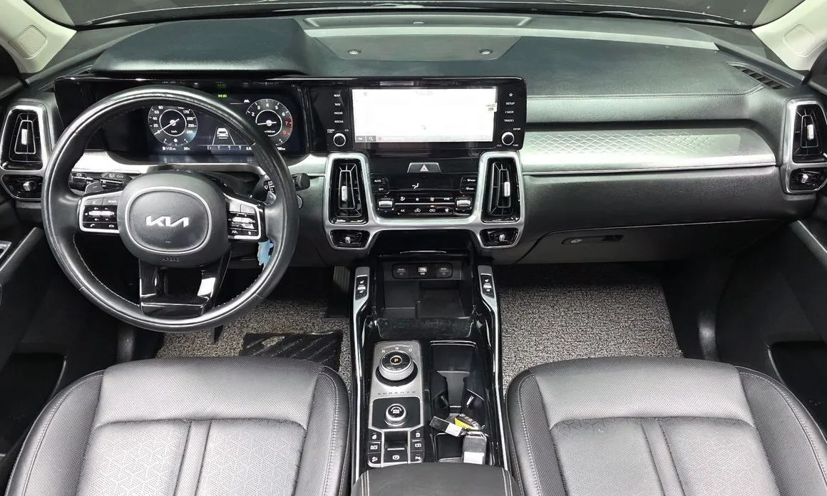 Kia Sorento — фото 9