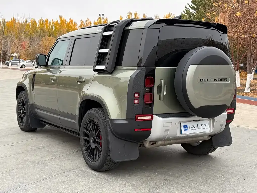 Land Rover Defender — фото 7
