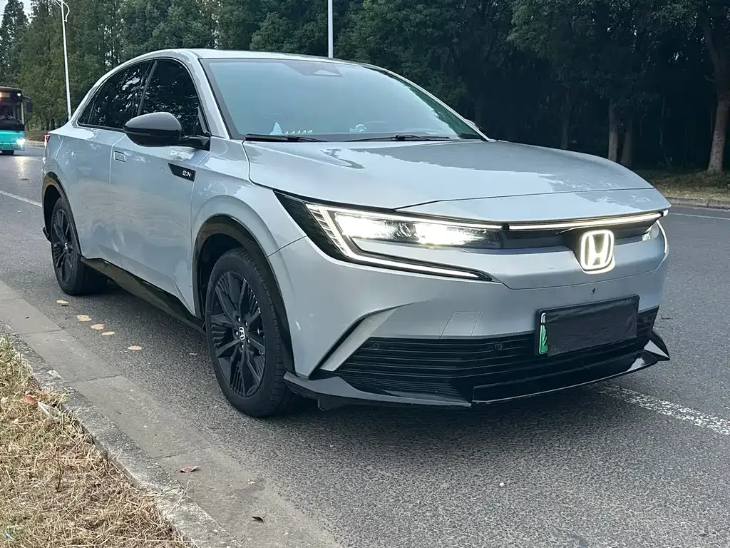 Honda e:NP2 — фото 9