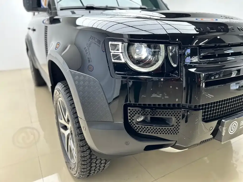 Land Rover Defender — фото 7