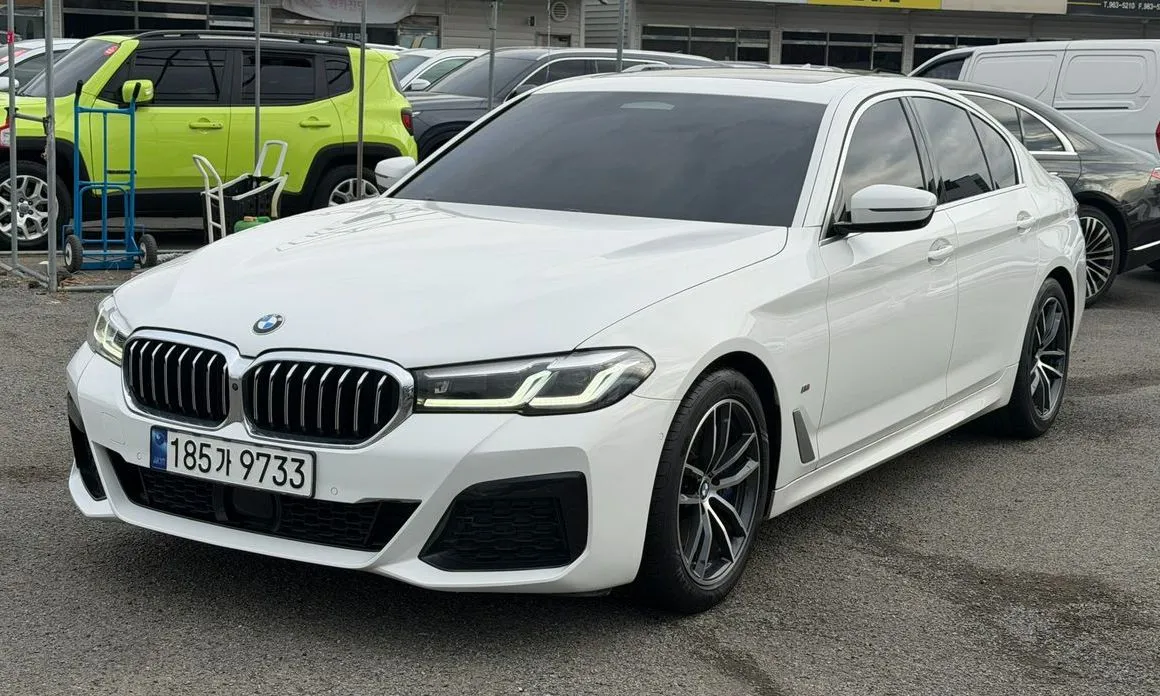 BMW 5-Series — фото 1