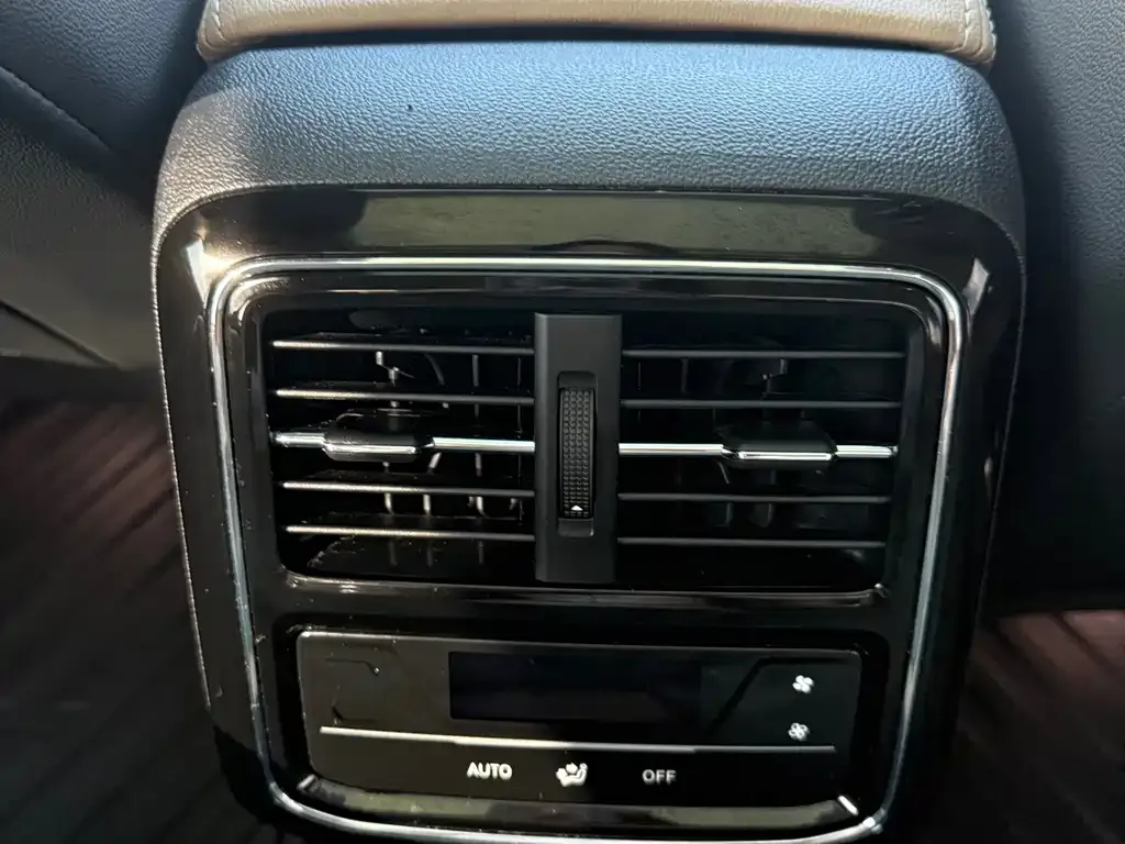 Volkswagen Passat — фото 4