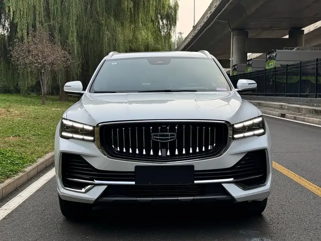 Geely Xingyue L — фото 9