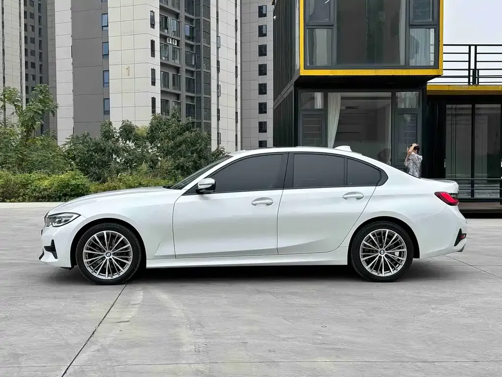 BMW 3 Series — фото 10