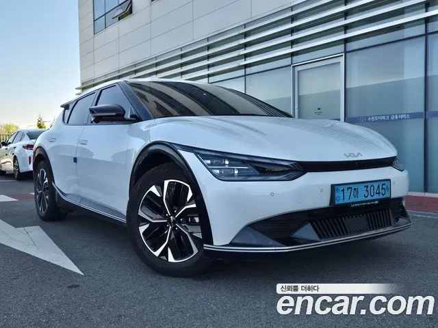 Kia EV6 — фото 1