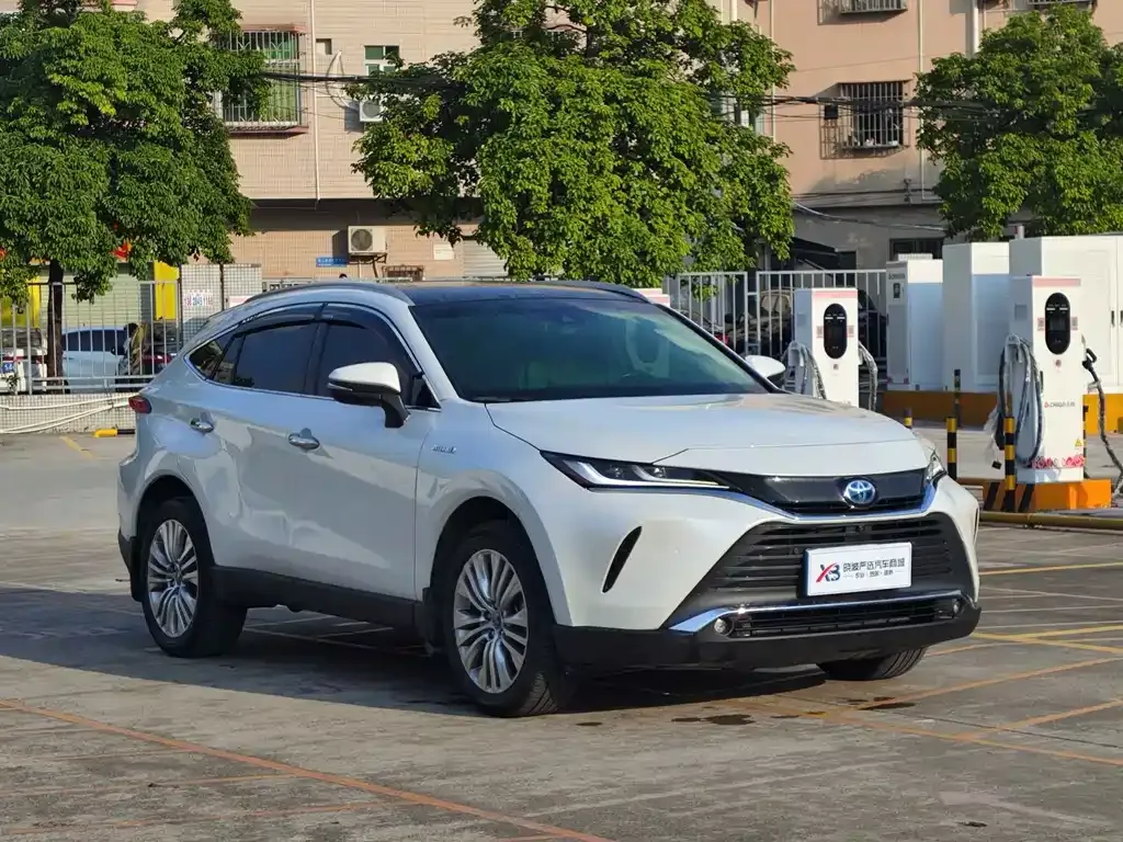 Toyota Harrier — фото 6