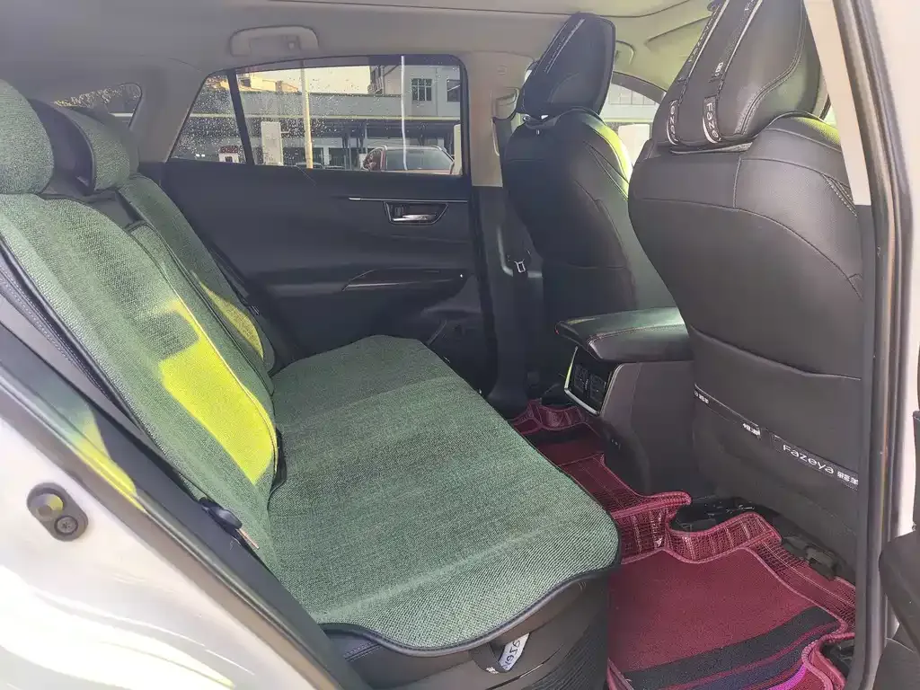 Toyota Harrier — фото 9