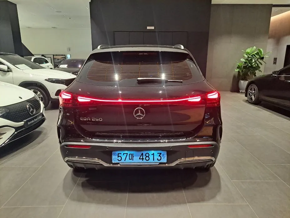 Mercedes-Benz EQA — фото 6