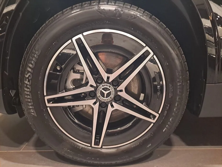 Mercedes-Benz EQA — фото 10