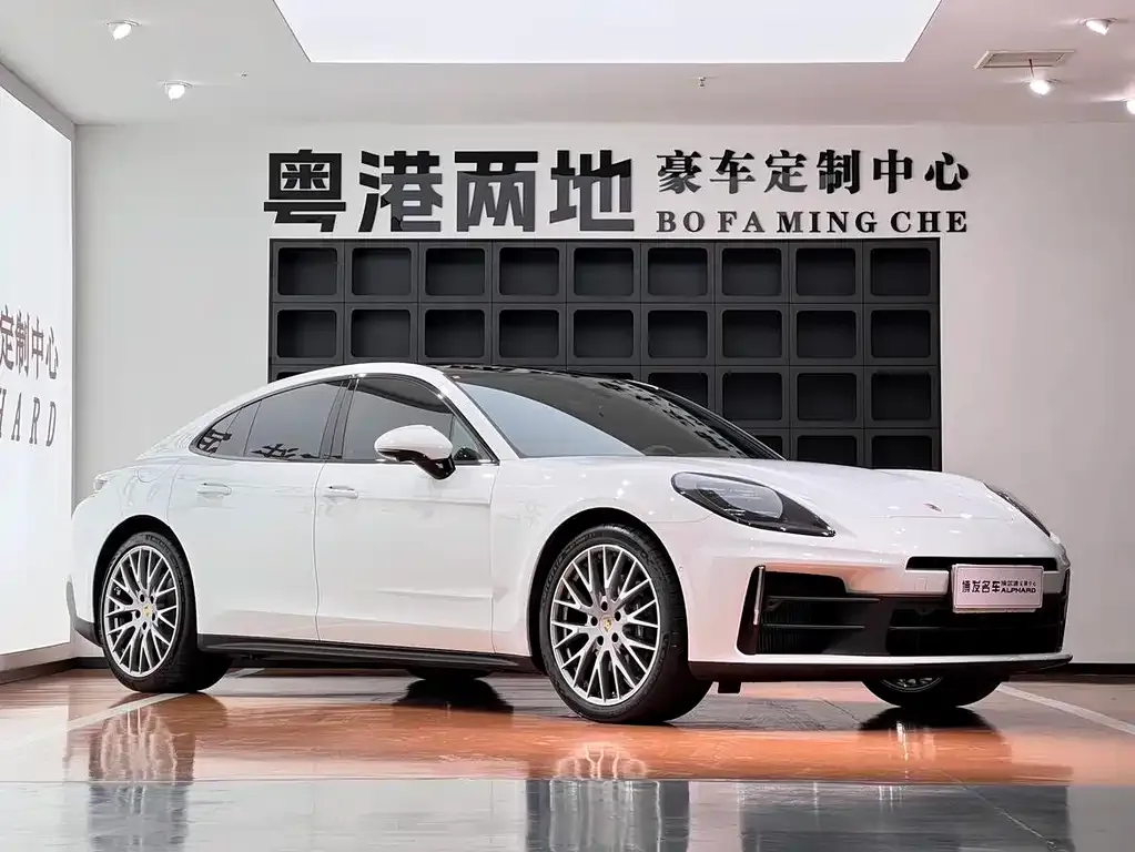 Porsche Panamera — фото 10