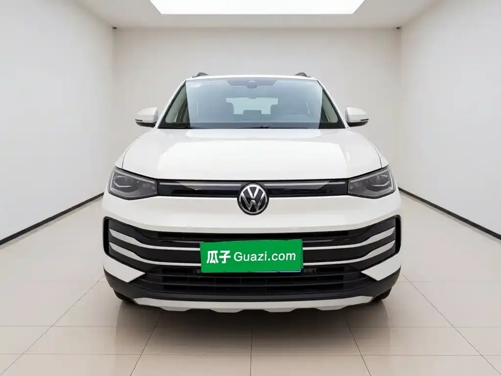 Volkswagen Tharu — фото 2