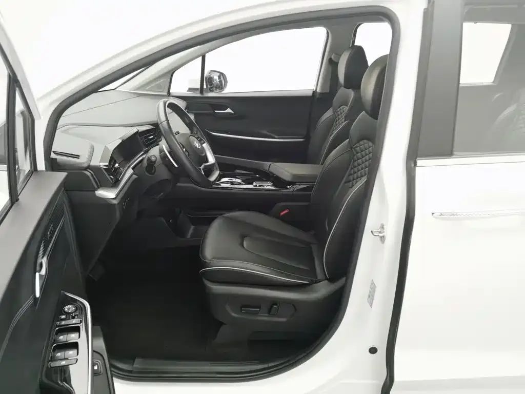 Hyundai Custo — фото 10