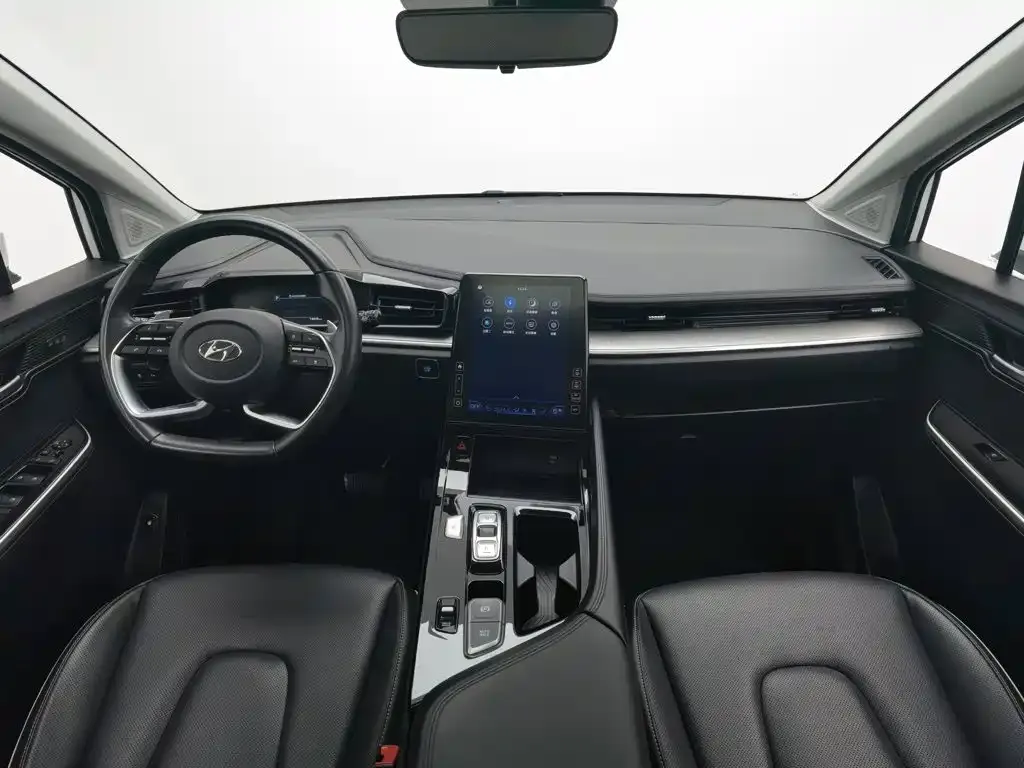 Hyundai Custo — фото 4