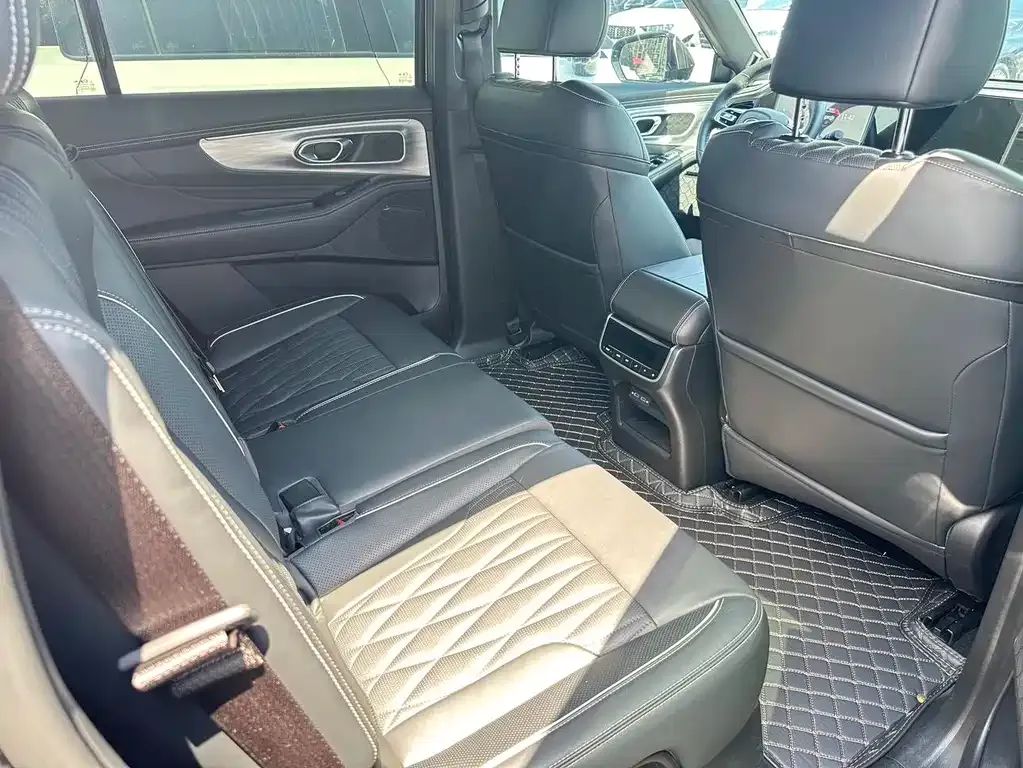 GAC Motor Trumpchi GS8 — фото 8