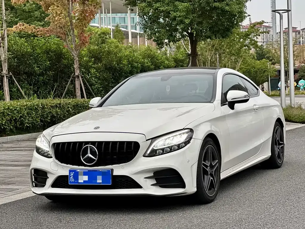 Mercedes-Benz C-Class (Import) — фото 1