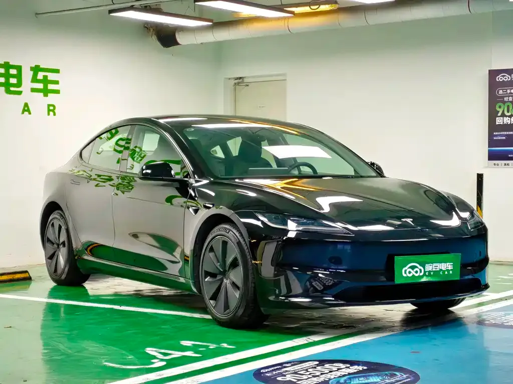 Tesla Model 3 — фото 6