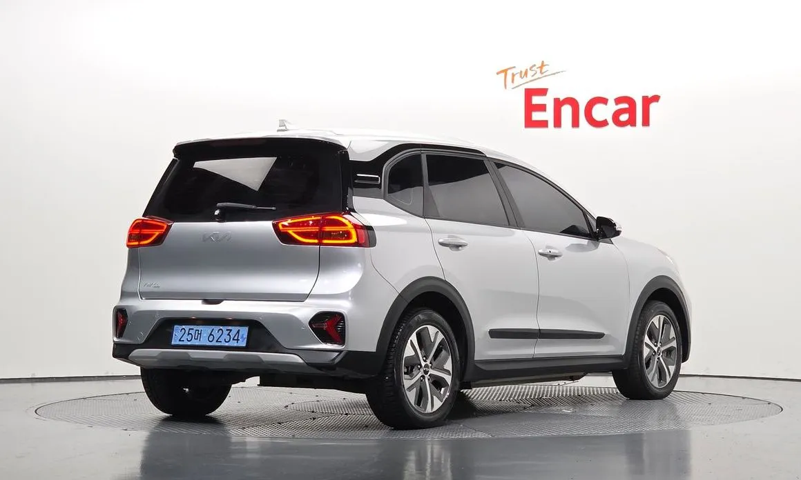 Kia Niro — фото 2