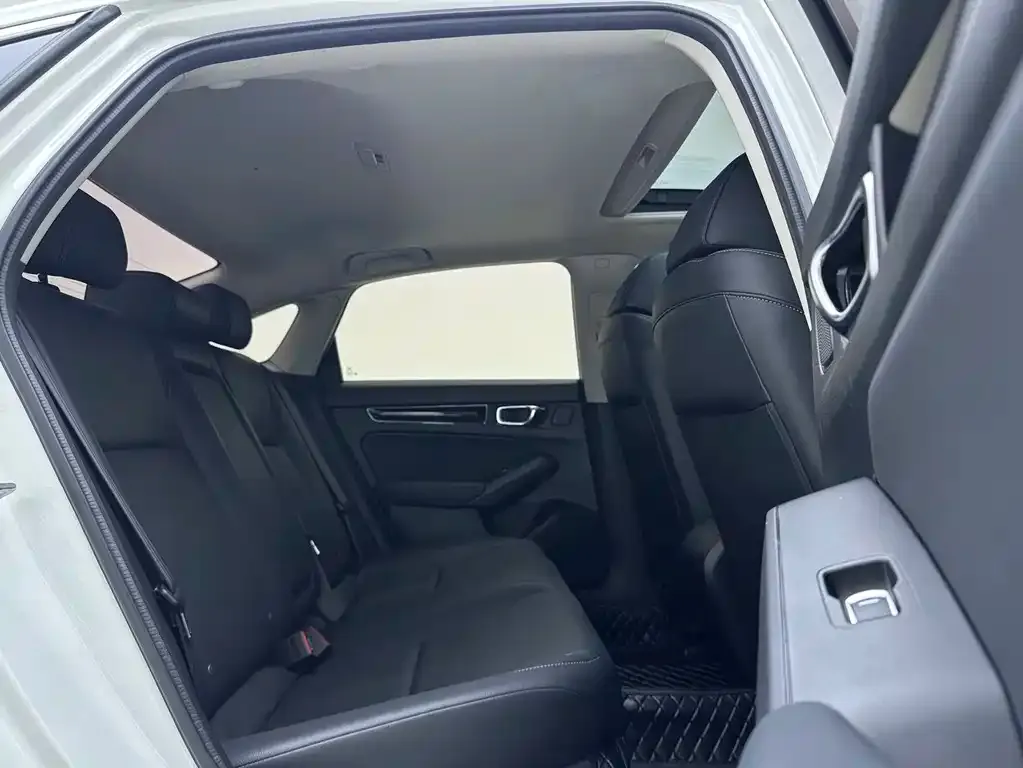 Honda Civic — фото 10