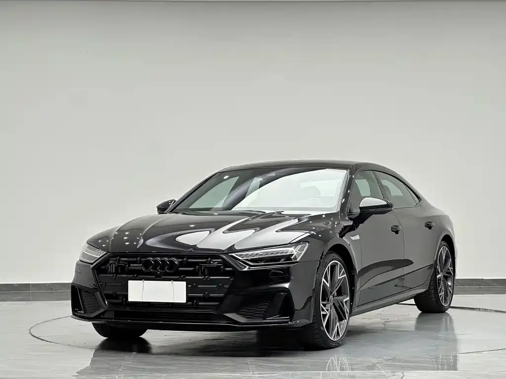 Audi A7L — фото 1