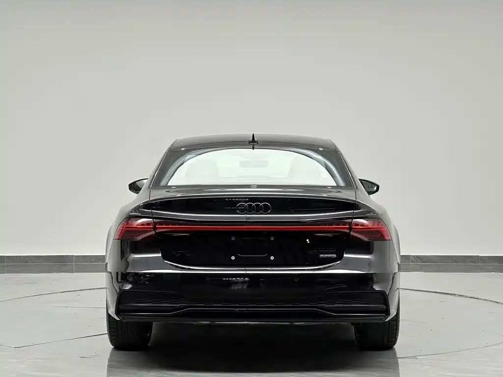 Audi A7L — фото 3