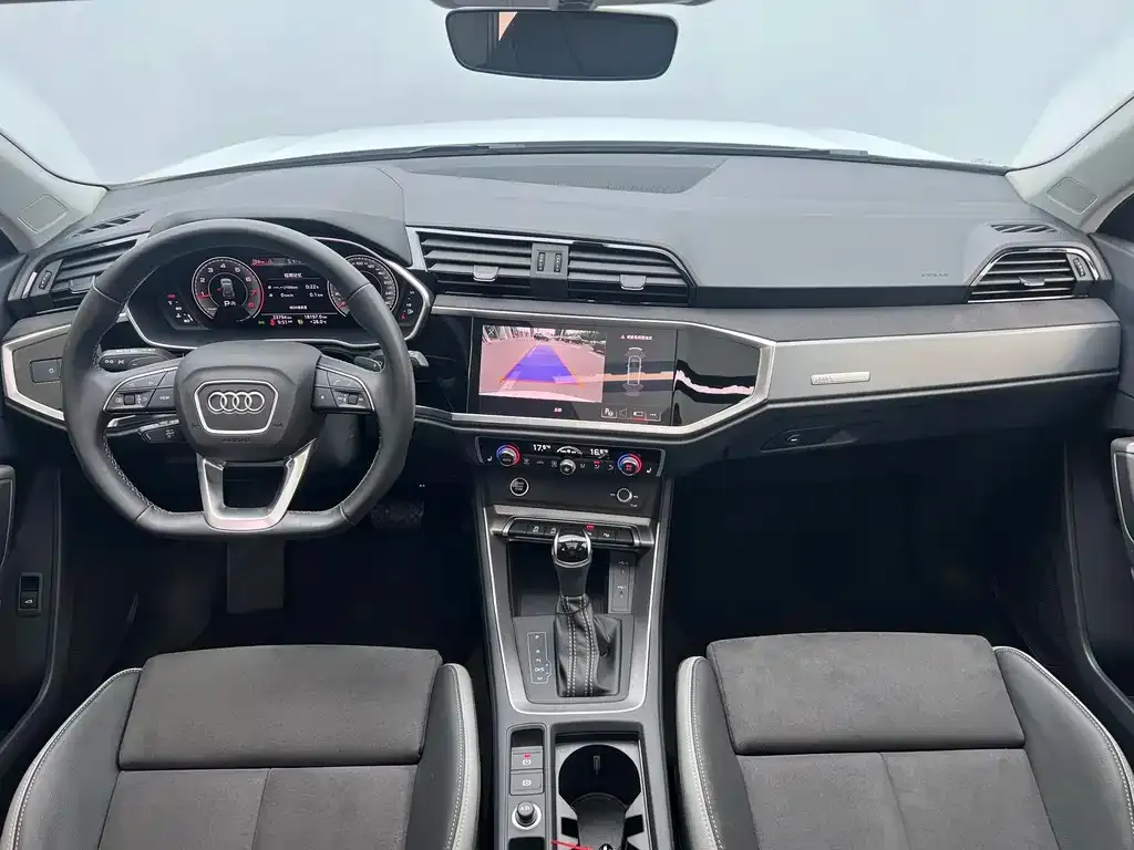 Audi Q3 — фото 3