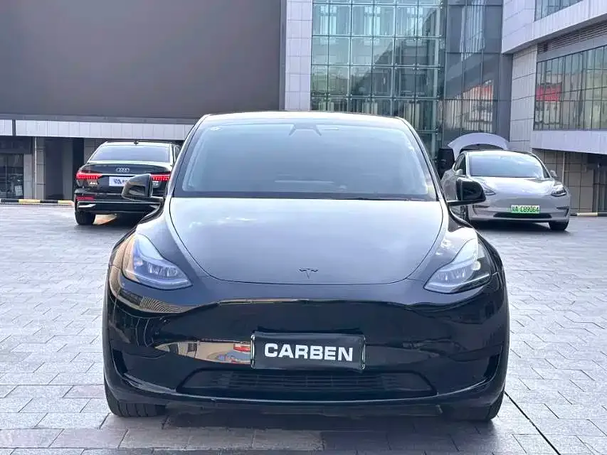 Tesla Model Y — фото 4