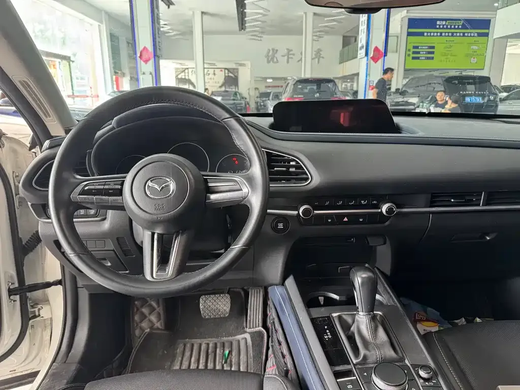 Mazda CX-30 — фото 9